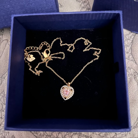 Swarovski heart necklace - Picture 4 of 5